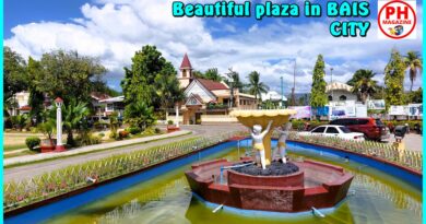 SIGHTS OF NEGROS ORIENTAL - PHOTO OF THE DAY - At the plaza in Bais City